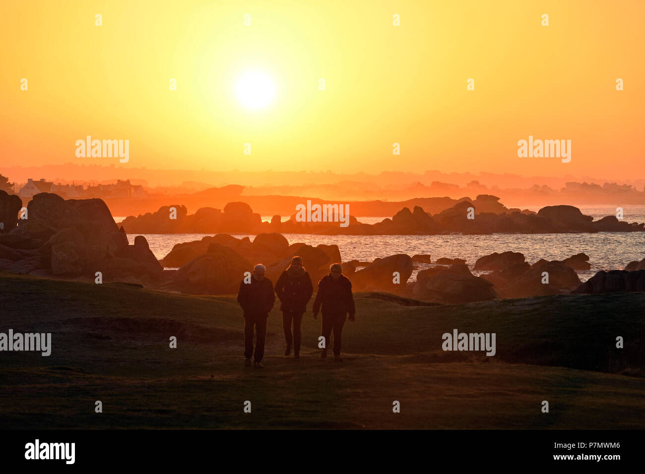 Frankreich, Finistere, Brignogan-Plages, die Küste von Kerlouan und die Küste der Legenden im Herzen des Landes Pagan Stockfoto