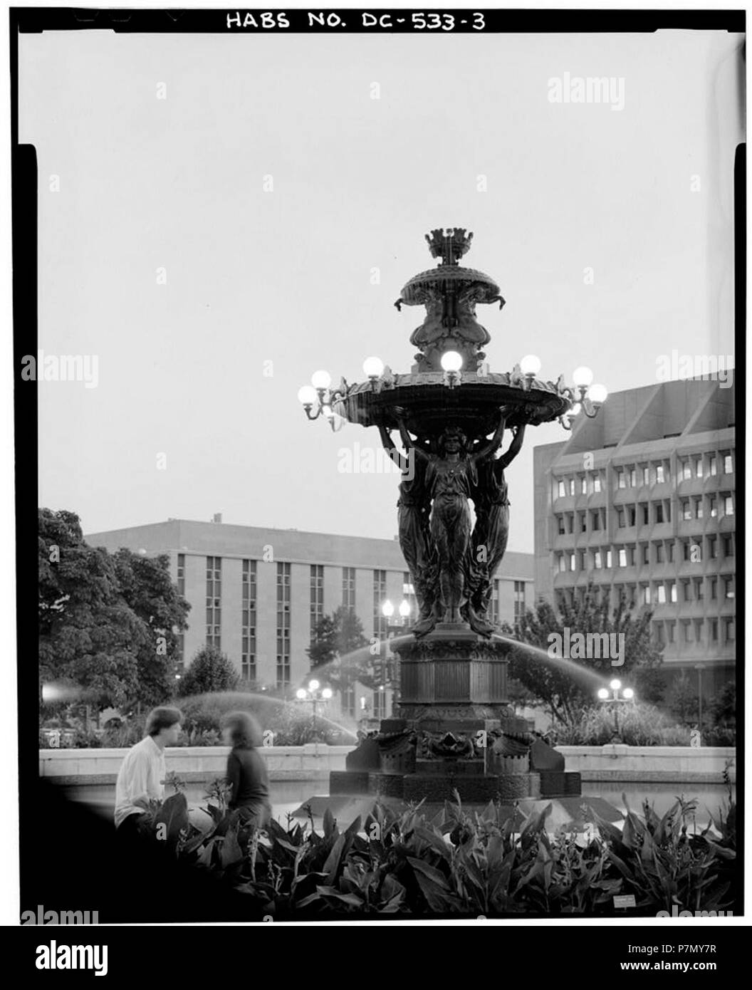 3. Abendlicher Blick nach Südwesten, mit Hubert H. HUMPHREY FEDERAL BUILDING RECHTS 028454 pv. Stockfoto