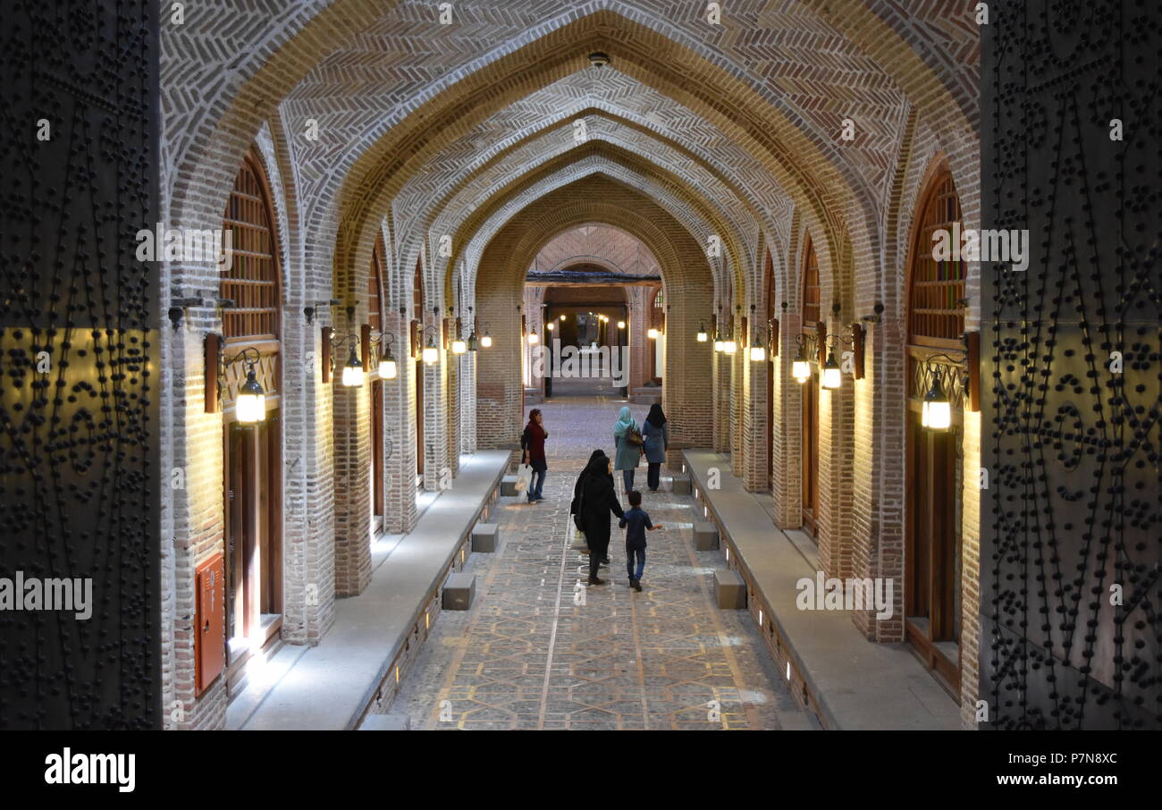 Schöne Naher Osten Basar Markt Torbogen Architektur von der Seidenstraße in Qazvin, Iran Stockfoto