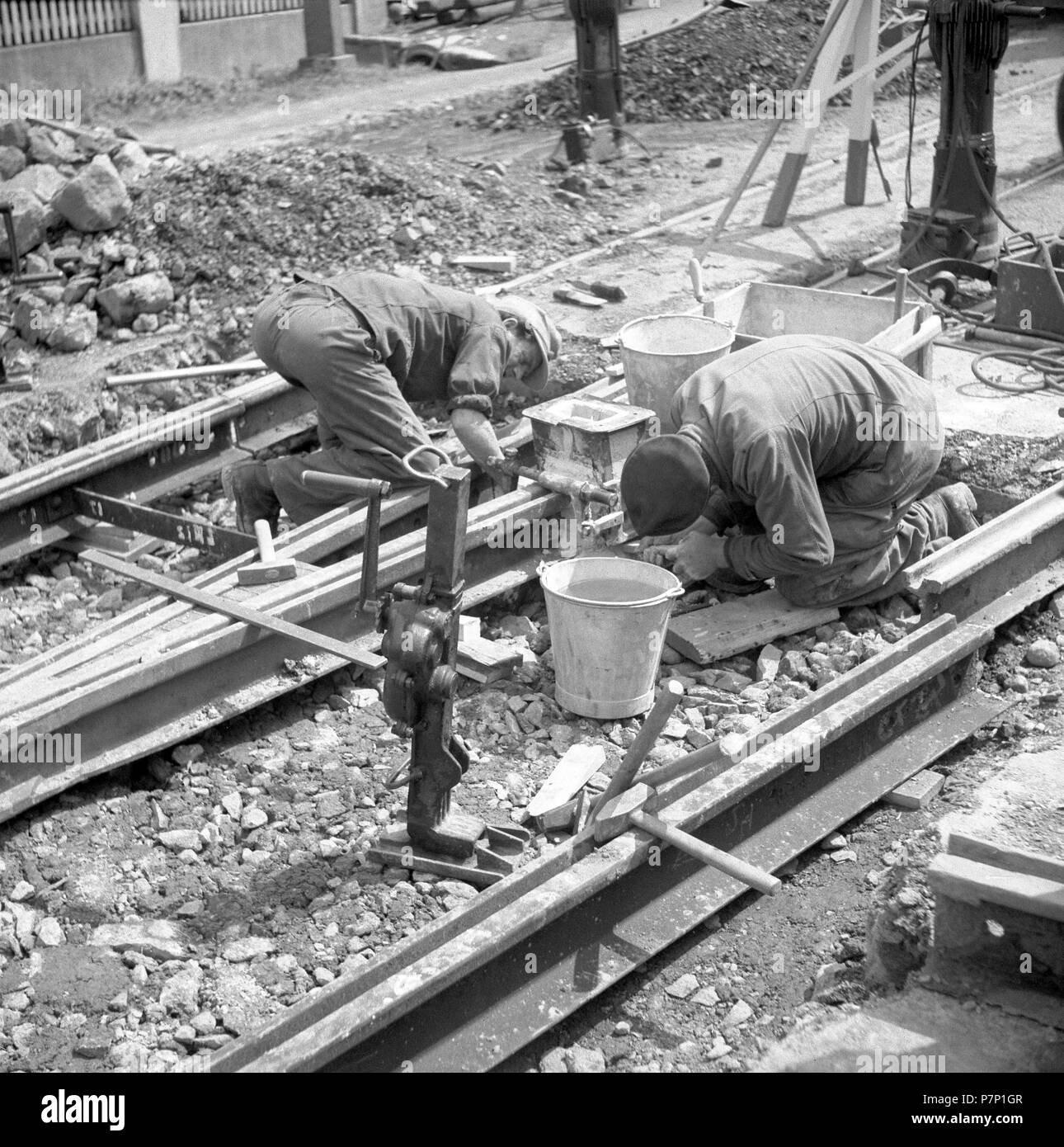 Bauarbeiter Tracks, um 1950, Freiburg, Deutschland Stockfoto