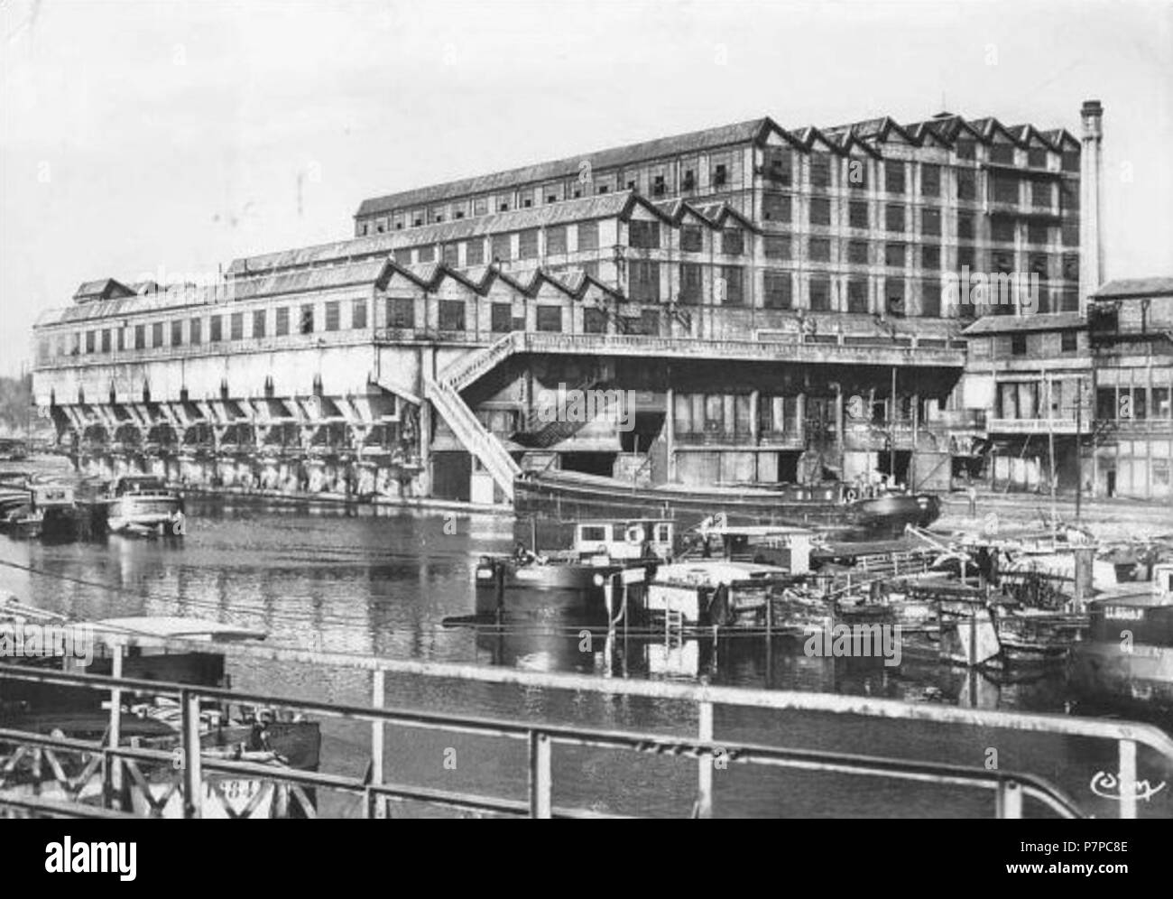 Français: Le Lavoir de Chavannes de produit. 1927 241 Lavoir de Chavannes-03. Stockfoto