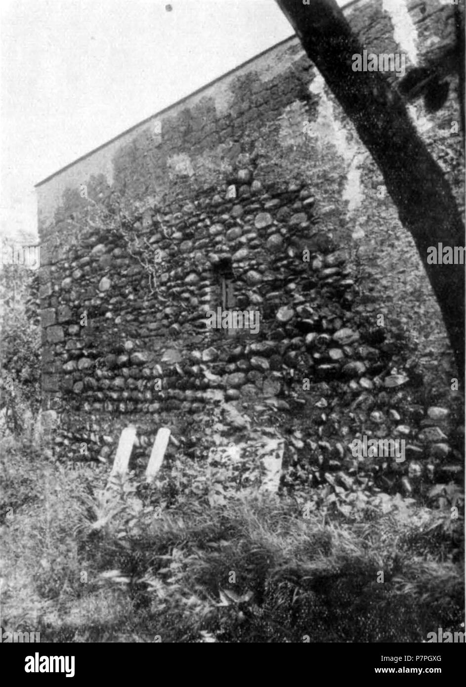 Italiano: Castello di Pombia del sec XI, Torre. Vor 1937 159 Abb. 36, Castello di piombia del sec XI, Torre, p149, Foto nigra nigra il Novarese Stockfoto