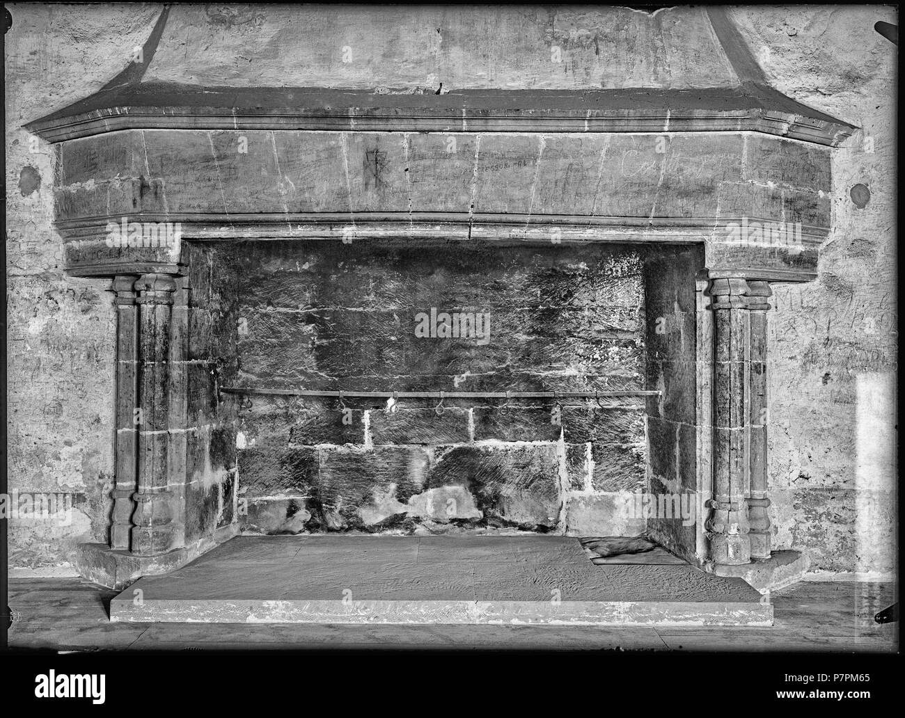 69 CH-NB-Chillon, Château, Cheminée, Vue d'ensemble - Sammlung Max Van Berchem - EAD -9394 Stockfoto