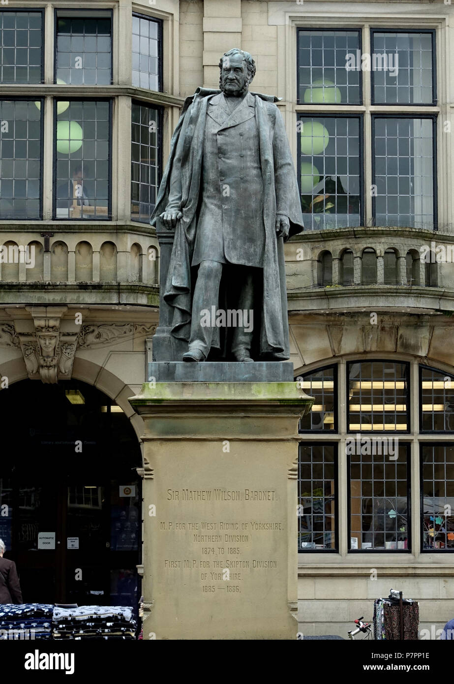 Englisch: Sir Mathew Wilson, Baronet, von Albert Bruce-Joy, 1888 - Skipton, North Yorkshire, England. 15 Juni 2016, 05:56:41 347 Sir Mathew Wilson, Baronet, von Albert Bruce-Joy, 1888 - Skipton, North Yorkshire, England - DSC 01035 Stockfoto