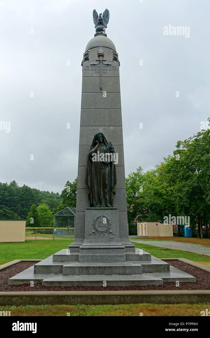 Englisch: Soldaten Denkmal von Friedrich Wellington Ruckstull (1853-1942), 1922, Granit und Bronze - Hyde Park, Stafford Springs, Connecticut, USA. 31 Juli 2016, 09:53:01 350 Soldaten Denkmal von Friedrich Wellington Ruckstull Skulptur, 1922, Granit und Bronze DSC 04156 Stockfoto