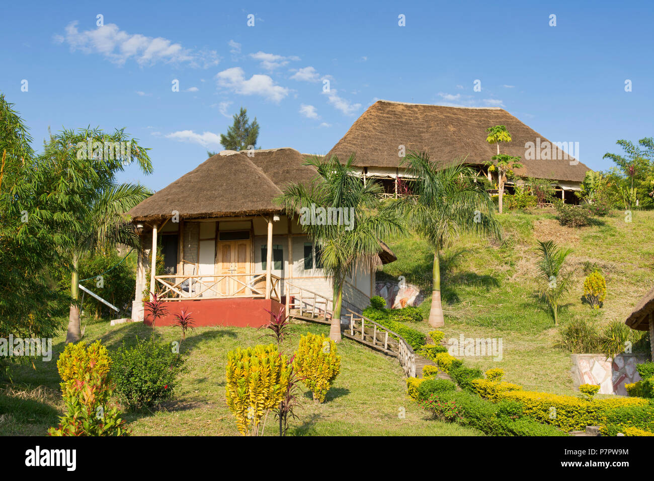 Safari Resort, Lodge, Pavian Safari Resort etwas ausserhalb des Queen Elizabeth National Park an der Kyambura Escapment, Uganda, Ostafrika Stockfoto