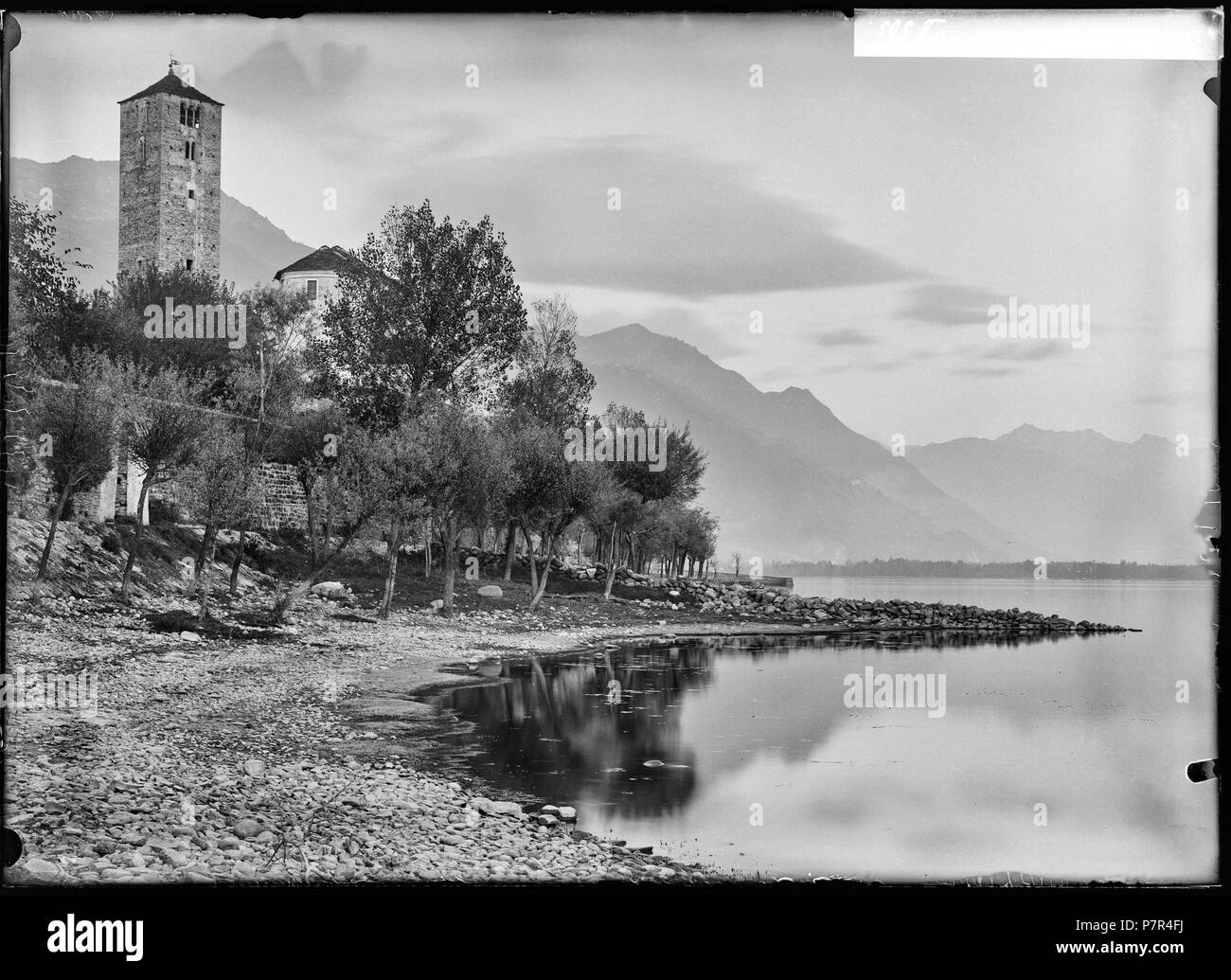 Locarno, paysage; Paysage depuis le Bord du Lac Majeur. 1904 74 CH-NB-Locarno, paysage - Sammlung Max Van Berchem - EAD-7150 Stockfoto