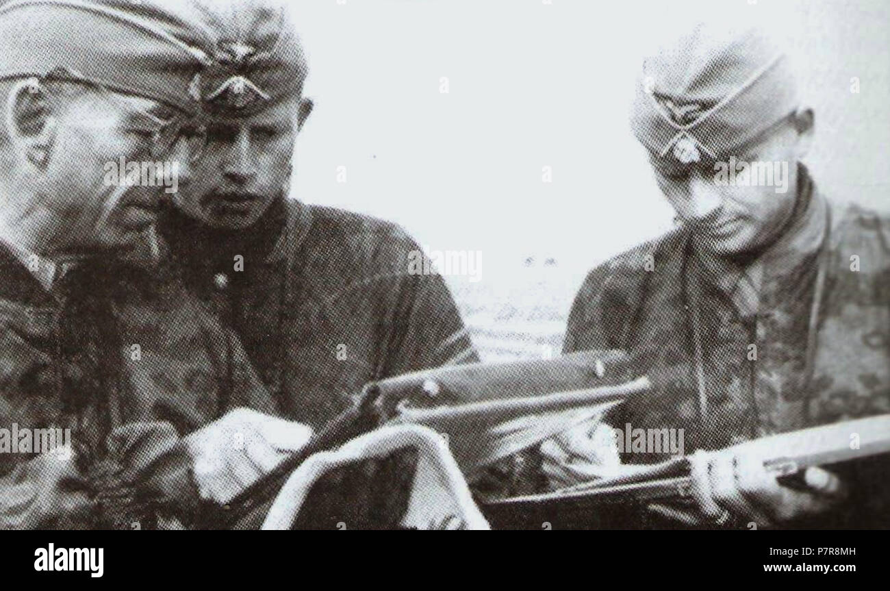 Italiano: Artur Phleps, a Sinistra, ed Altri ufficiali della Divisione SS "Wiking" durante l'operazione Barbarossa. 1941 309 Phleps Wiking Stockfoto
