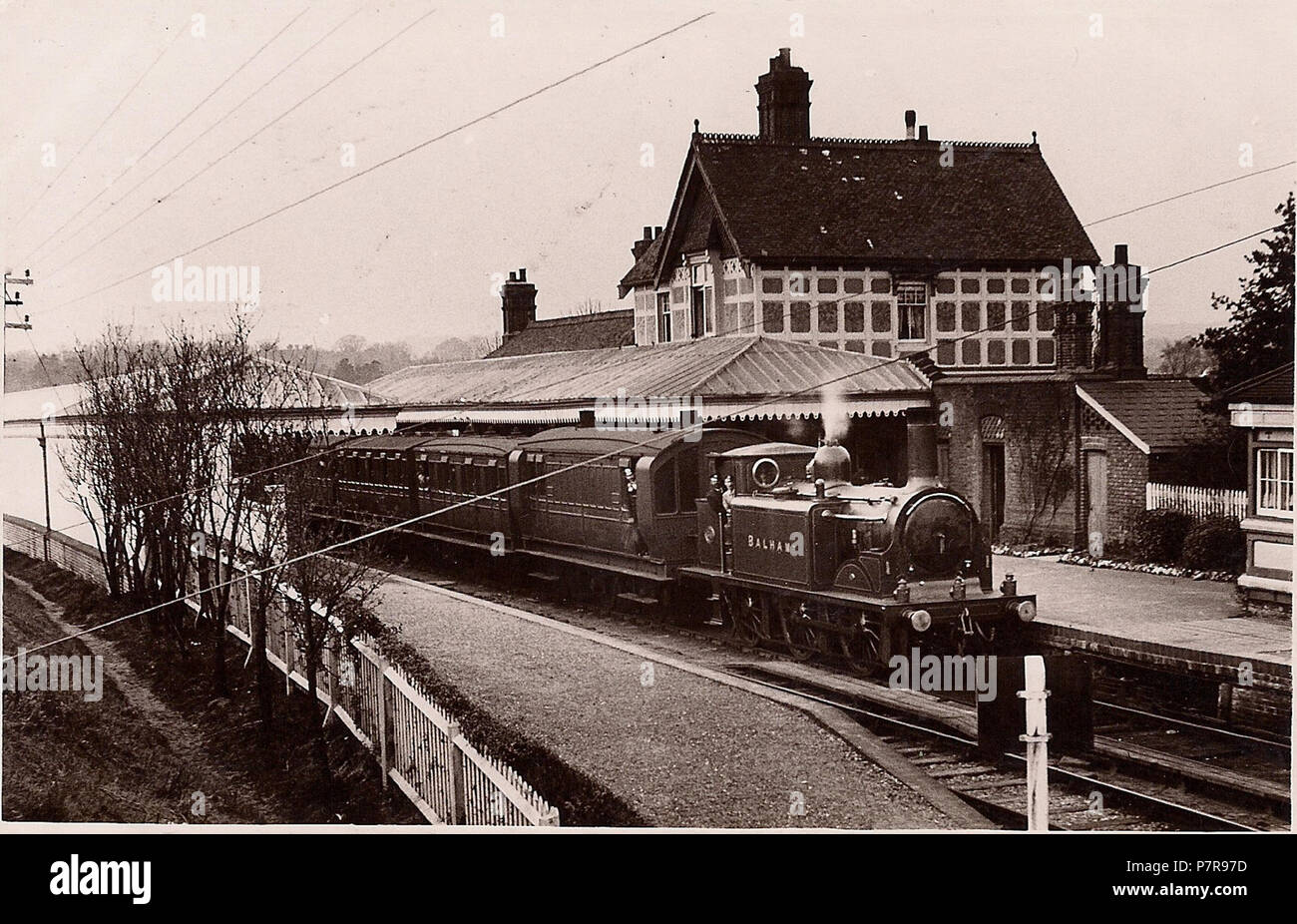 Midhurst Bahnhof. 1910 s267 Midhurst (LBSCR) Bahnhof (Postkarte) Stockfoto