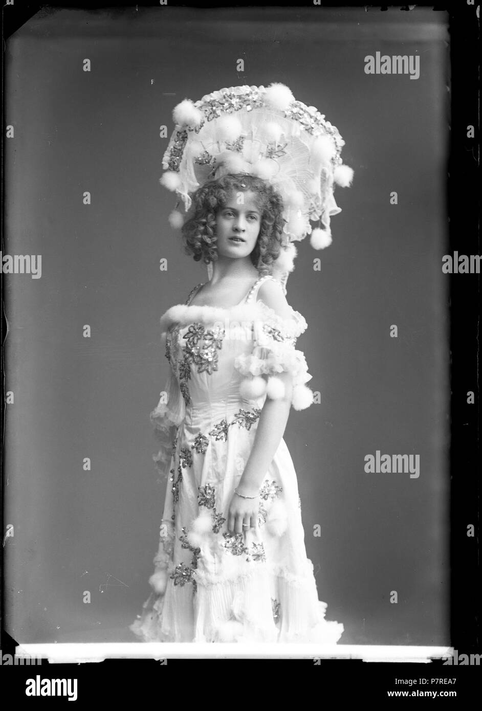 Ingeborg hagman ich okänd föreställning ca 1908. Glasnegativ 204 Ingeborg Hagman, porträtt - SMV-GH005 Stockfoto