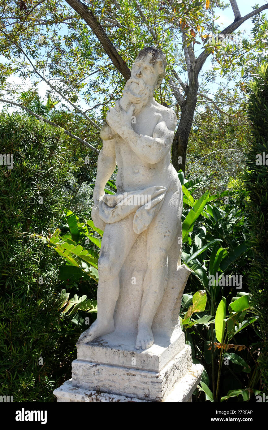 Englisch: Skulptur in Vizcaya Museum und Gärten - Miami, Florida, USA. 13 März 2017, 12:50:25 355 Statue - Vizcaya Museum und Gärten - Miami, Florida - DSC 08725 Stockfoto