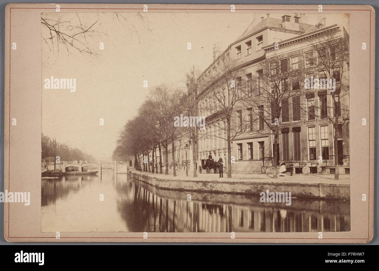Beschreibung Keizersgracht gezien vanaf de Westermarkt naar de Leliegracht Dsub Keizersgracht 181, 179 en Lager. Op Nummer 177 het Gebouw van de Eerste Amsterdamsche HBS. Documenttype foto Vervaardiger Reynet de la Rue, P.H.J. Collectie Collectie Stadsarchief Amsterdam: kabinetfoto Datering's 1875 t/m 1883 Geografische naam Keizersgracht Inventarissen Http://archief.amsterdam/archief/10005/1466 Afbeeldingsbestand 010005001466 erzeugt mit Dememorixer. 1875 t/m 1883 229 Keizersgracht gezien vanaf de Westermarkt naar de Leliegracht Stockfoto