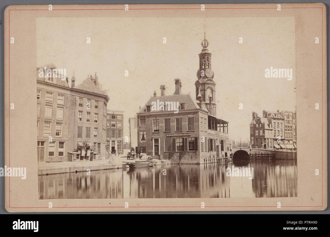 Beschreibung Het Singel gezien naar de Münzturm en het 1884 gesloopte Muntgebouw Documenttype foto Vervaardiger Reynet de la Rue, P.H.J. Collectie Collectie Stadsarchief Amsterdam: kabinetfoto Datering's 1875 t/m 1883 Geografische naam Singel Inventarissen Http://archief.amsterdam/archief/10005/377 Afbeeldingsbestand 010005000377 erzeugt mit Dememorixer. 1875 t/m 1883 192 Het Singel gezien naar de Münzturm en het 1884 gesloopte Muntgebouw Stockfoto