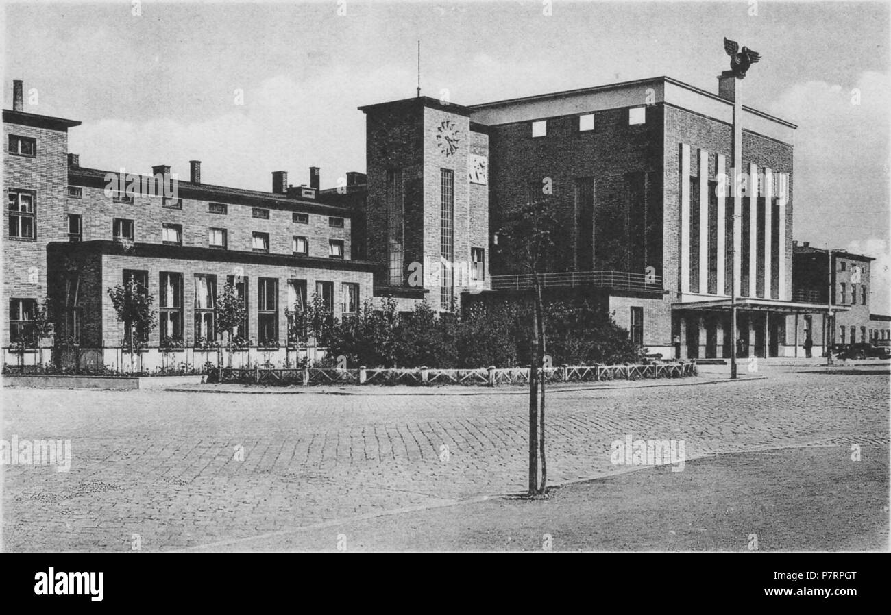 Englisch: Olomouc Bahnhof auf einer historischen Ansichtskarte. eština: Olomoucké Hlavní nádraží na historické pohlednici. Wahrscheinlich in den 1930er Jahren. 194 historische Bild von Olomouc Bahnhof Stockfoto