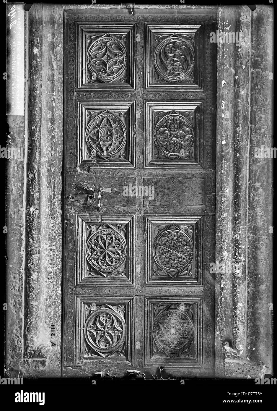 Sion, Maison Supersaxo, Porte, Vue d'ensemble; Vue d'ensemble de la Porte extérieure de la maison Supersaxo. Juni 1906 82 CH-NB-Sion, Maison Supersaxo, Porte, Vue d'ensemble - Sammlung Max Van Berchem - EAD-7678 Stockfoto