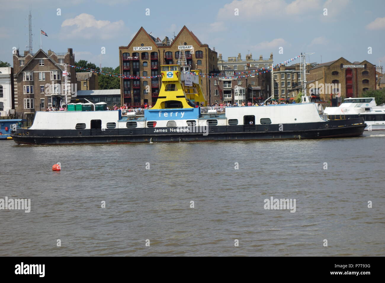 Woolwich Ferry, Themse, London, UK Stockfoto