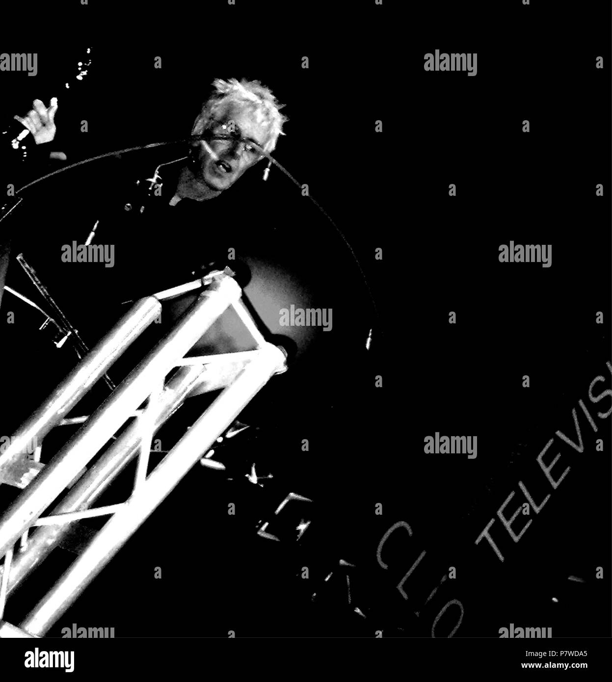 Englisch: Bild von Bob Isherwood. 18 August 2008 48 Bob Isherwood 2007 Clio Award akzeptieren BW Stockfoto Englisch: Bild von Bob Isherwood. 18 August 2008 48 Bob Isherwood 2007 Clio Award akzeptieren BW Stockfoto