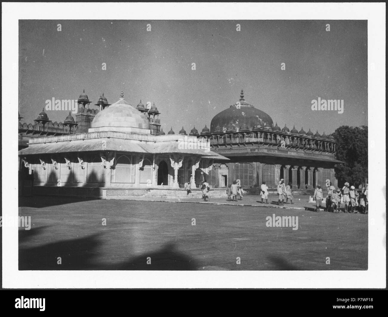 Britisch-Indien, Fatehpur Sikri: Palast; Ein weisses einstöckiges Gebäude. Von 1939 bis 1940 68 CH-NB-Britisch-Indien, Fatehpur Sikri-Palast - Annemarie Schwarzenbach - SLA-Schwarzenbach-A -5-22-100 Stockfoto