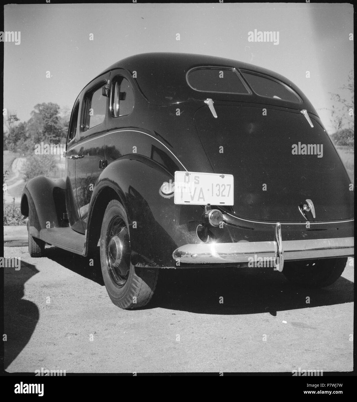 USA, Tennessee: Auto; Auto mit einem Nummernschild der Tennessee Valley Authority (TVA). Von 1936 bis 1938 87 CH-NB-USA, Tennessee - Auto - Annemarie Schwarzenbach - SLA-Schwarzenbach-A SSL-100-225 Stockfoto