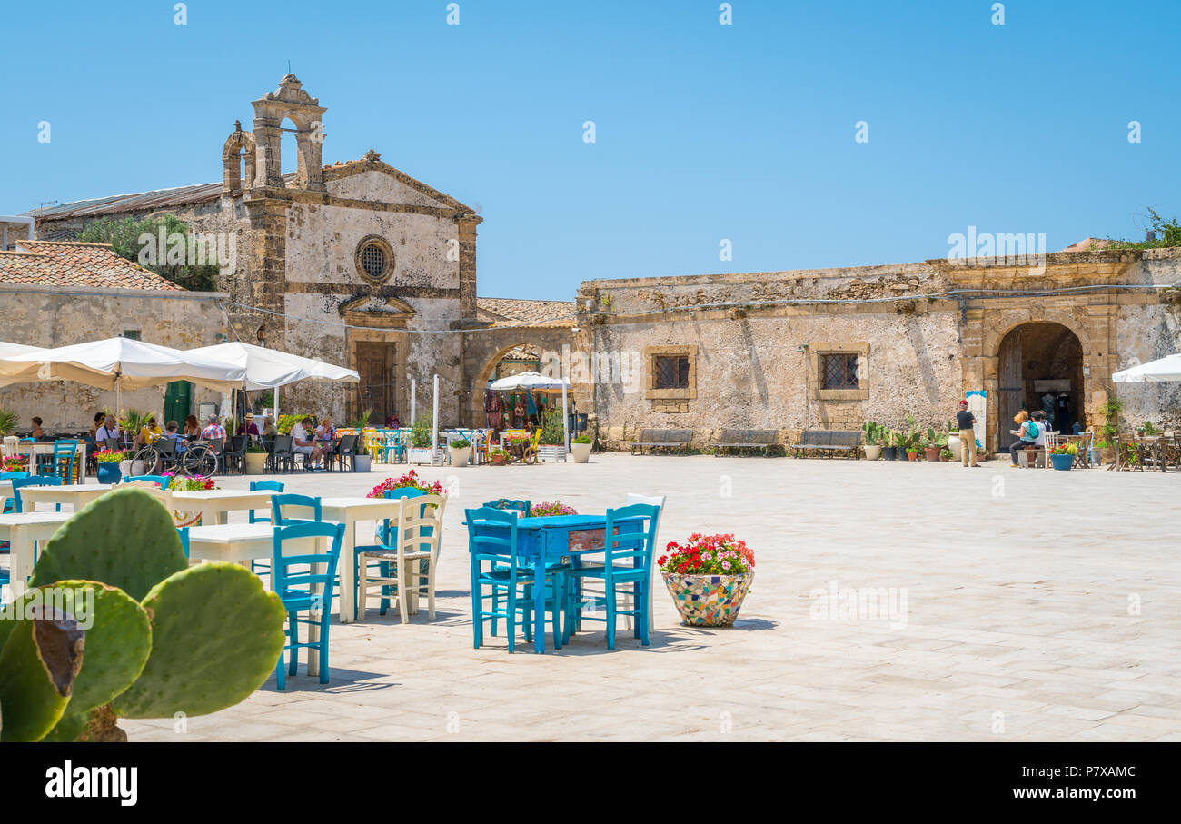 Das malerische Dorf von Marzamemi, in der Provinz Syrakus, Sizilien. Stockfoto