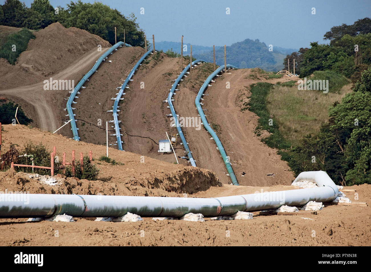 Das Verlegen einer Pipeline Stockfoto