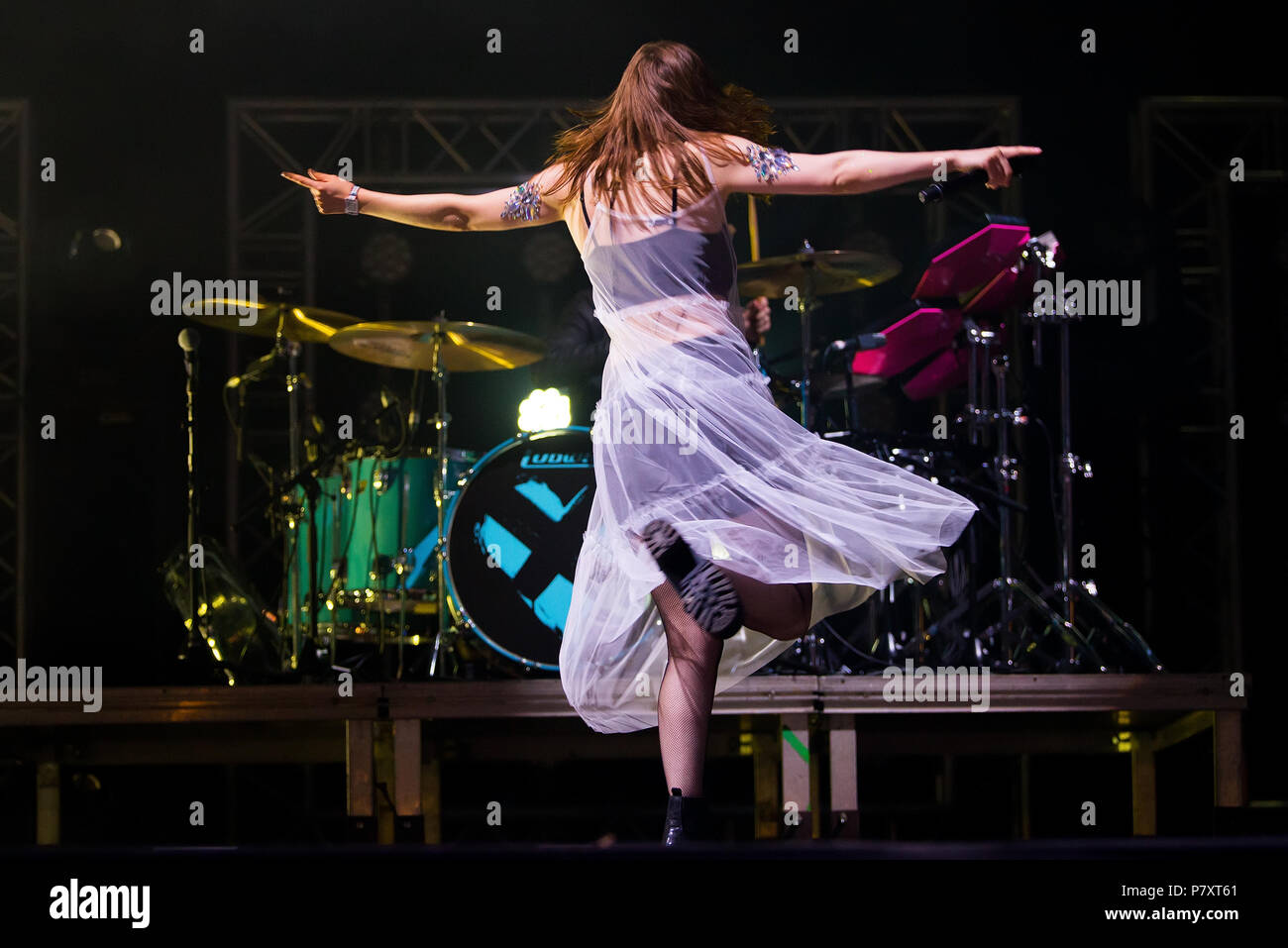 BARCELONA - 31. Mai: Chvrches (electropop Band) im Konzert an Primavera Sound Festivals durchführen am 31. Mai 2018 in Barcelona, Spanien. Stockfoto