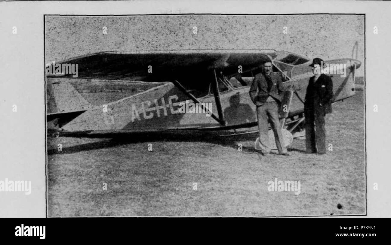 Englisch: Sir Derwent Hall Caine, dargestellt in Hall Caine Flugplatz, April 1935. 30. Juli 2015 184 Hall Caine in Hall Caine! Stockfoto