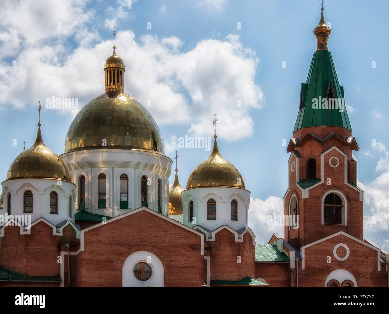 Fragment von St. Andrew's Cathedral in Ust-Kamenogorsk. Religiöse Architektur. Stockfoto