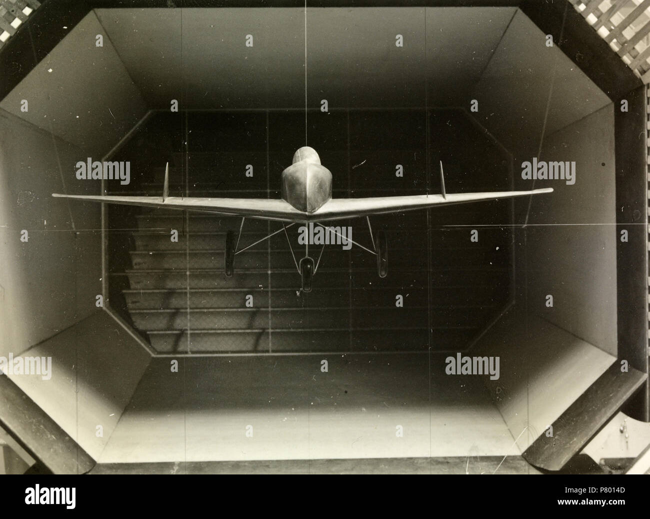 152 ETH-BIB-Zürich, ETH Zürich, Maschinenlaboratorium (ML), Institut für Aerodynamik, Windkanaluntersuchung bin Modell C35-Ans-06436-02 Stockfoto