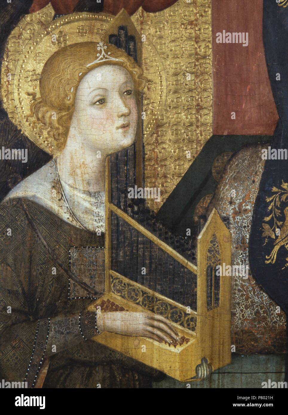 Altarbild Jungfrau von den Engeln, circa 1385. Detail eines Engels spielen muisc. Tempera und Blattgold auf Holz. 195,8 x 131 x 11 cm. Von Tortosa Kathedrale (Baix Ebre). Museu Nacional d'Art de Catalunya. Barcelona. Stockfoto