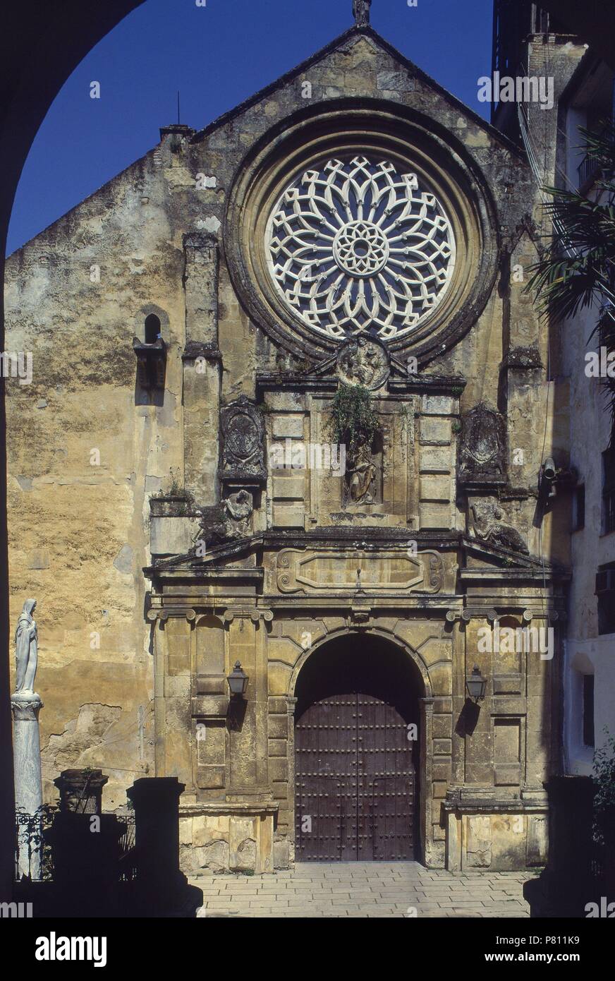 Exterieur - PORTADA GOTICA. Ort: ST. PAUL'S KIRCHE, CORDOBA, Spanien. Stockfoto