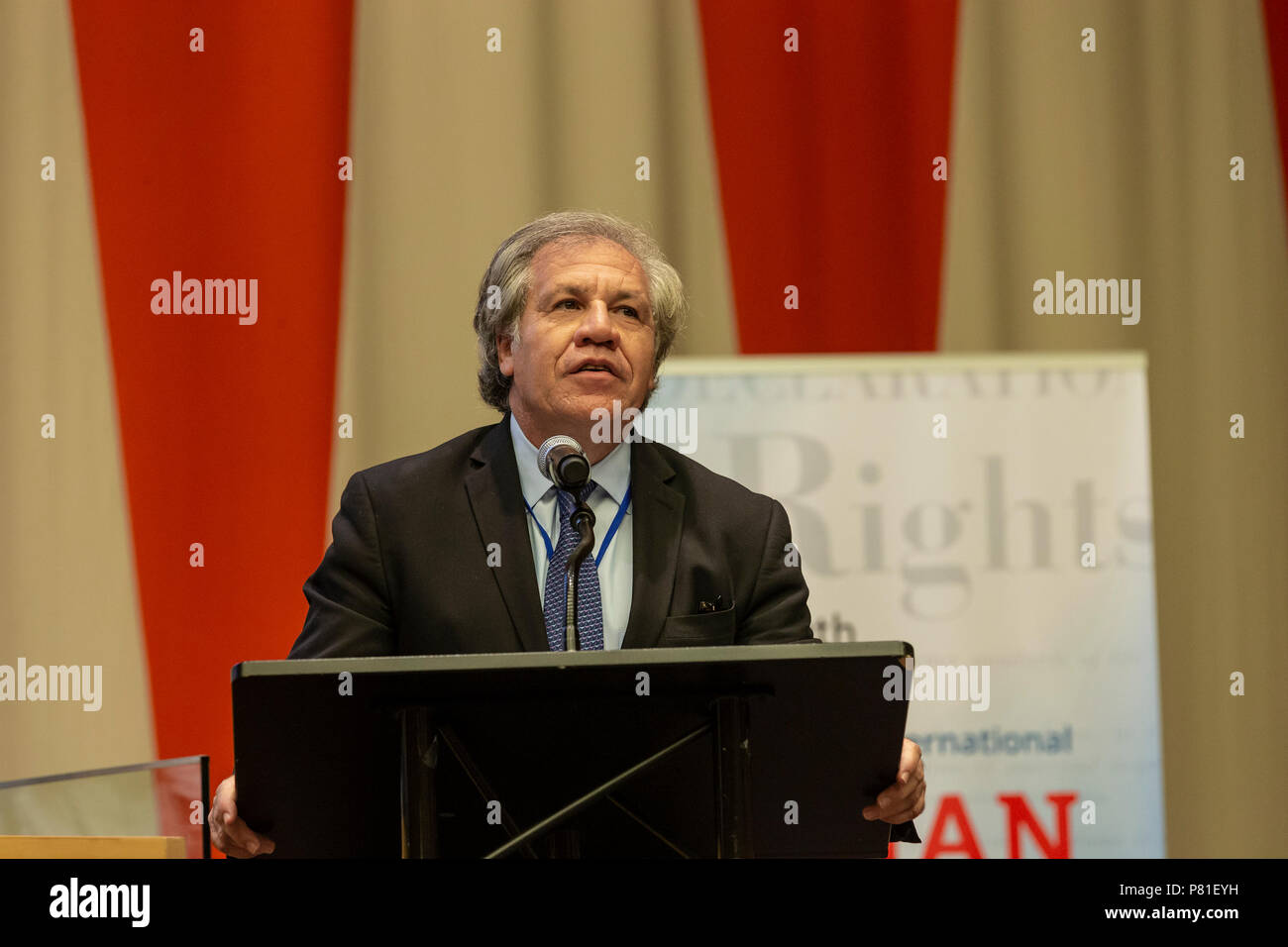 New York, Vereinigte Staaten. 06. Juli 2018. Luis Almagro Generalsekretär der Organisation der Amerikanischen Staaten nahmen am 15. jährliche internationale Menschenrechte Gipfel am UN-Hauptsitz Credit: Lev Radin/Pacific Press/Alamy leben Nachrichten Stockfoto