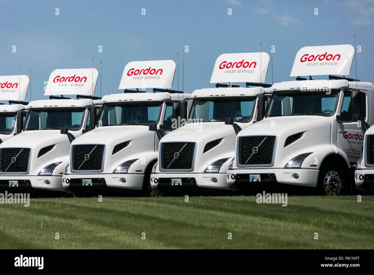 Semi Trucks und Trailer mit Gordon Food Service logos außerhalb einer Distribution Center in Kenosha, Wisconsin am 23. Juni 2018. Stockfoto