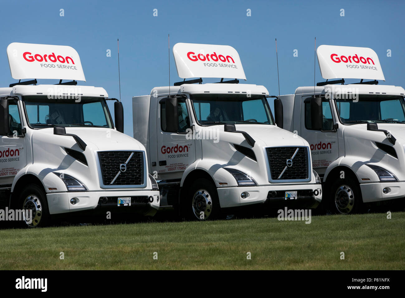 Semi Trucks und Trailer mit Gordon Food Service logos außerhalb einer Distribution Center in Kenosha, Wisconsin am 23. Juni 2018. Stockfoto