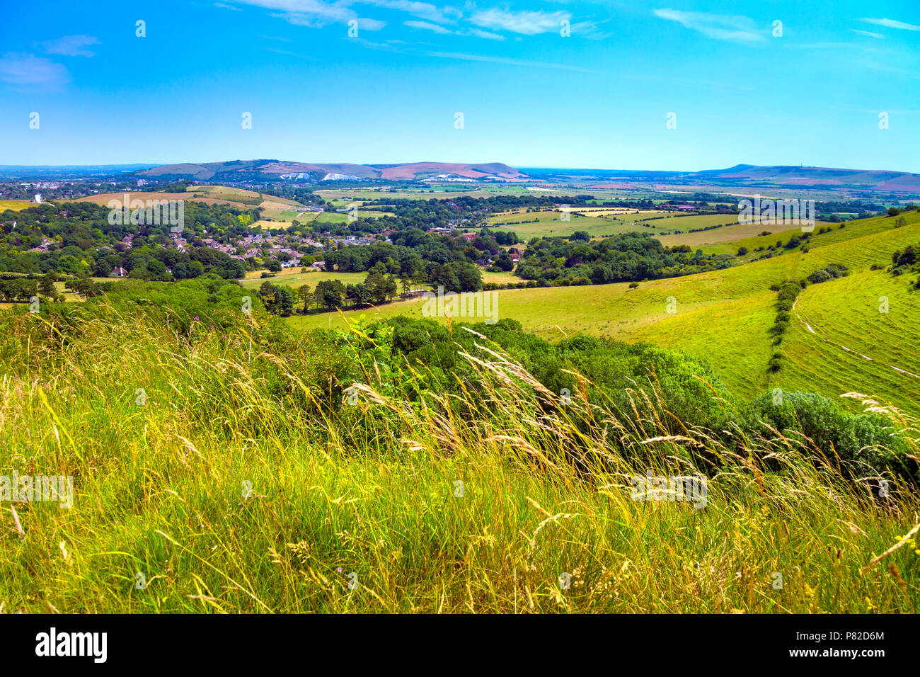 Schöne Sicht auf die Landschaft Landschaft in den South Downs National Park, Castle Hill National Nature Reserve, England, Großbritannien Stockfoto