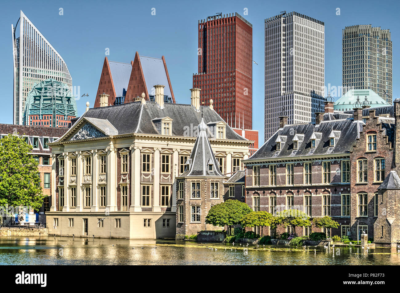 Mauritshuis im binnenhof in den haag -Fotos und -Bildmaterial in hoher