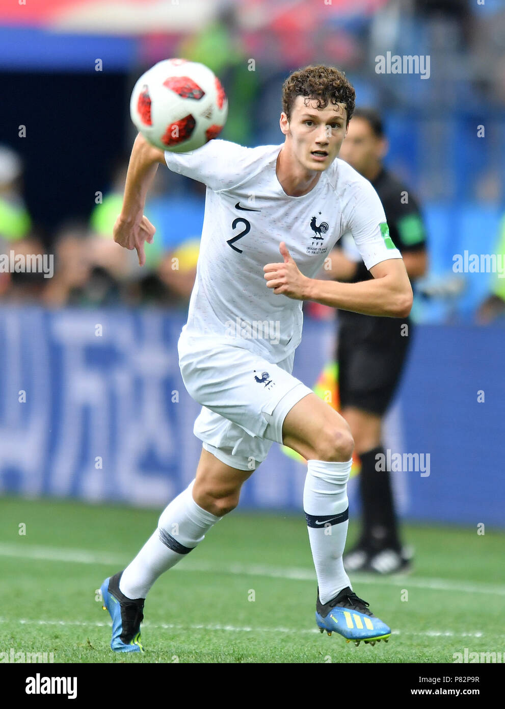 Nischnij Nowgorod Russland Juli 06 Benjamin Pavard Von Frankreich In Aktion Wahrend Der Fifa Wm 2018 Russland Viertel Finale Zwischen Uruguay Und Frankreich In Nizhny Novgorod Stadion Am 6 Juli 2018