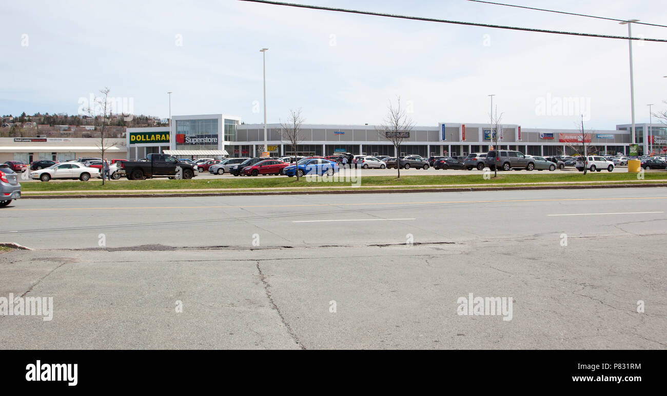 Mai 12, 2018 - Dartmouth, Nova Scotia: Die enorme Atlantic Superstore an der Ecke Portland Street und Eisener Blvd. Stockfoto