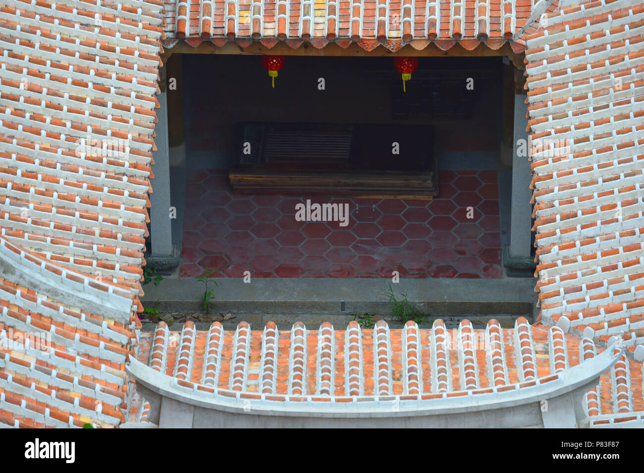 Jinjiang. 20 Juni, 2018. Foto am 20. Juni, 2018 zeigt einen Hof an der Wudianshi alten Block in Jinjiang Stadt im Südosten der chinesischen Provinz Fujian. Credit: Song Weiwei/Xinhua/Alamy leben Nachrichten Stockfoto