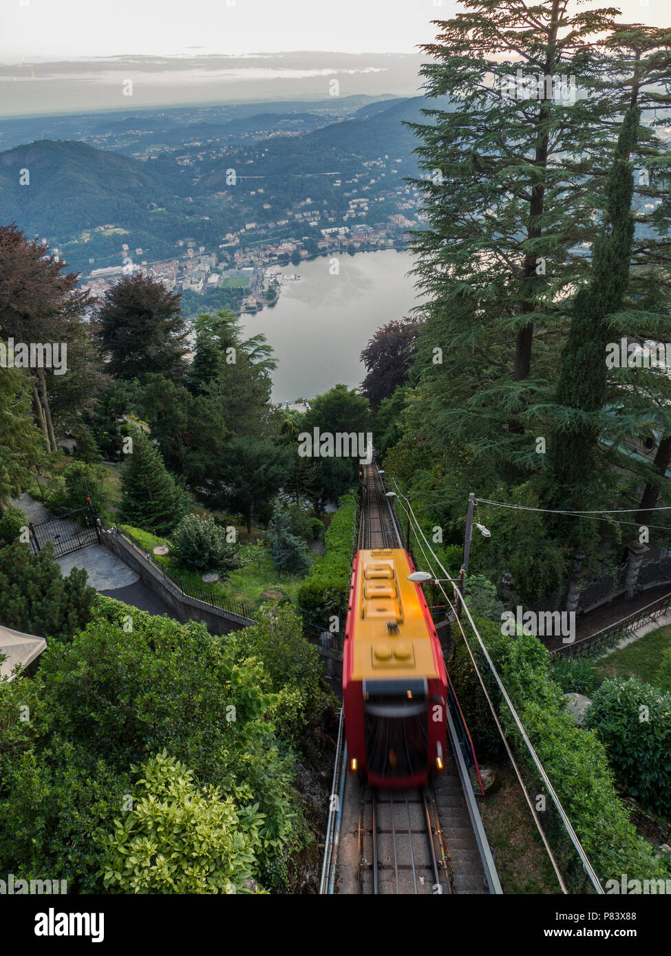 Panorama Seilbahn Comer see Brunate. Lombardei Italien