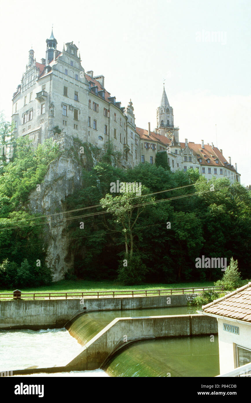 Das hohenzollernschloss in Sigmaringen, Deutschland 1982. Die Burg Hohenzollern in Sigmaringen, Deutschland 1982. Stockfoto