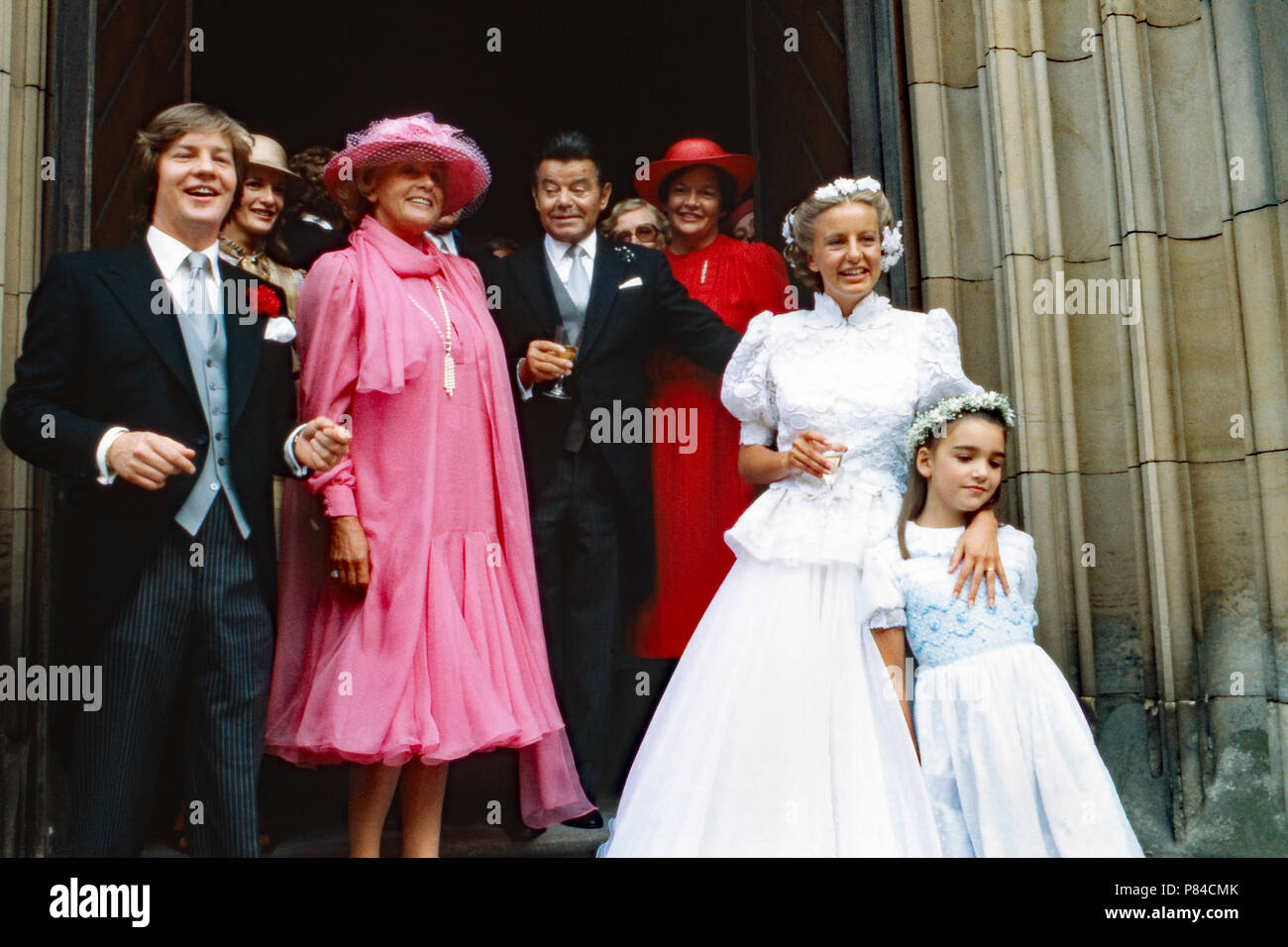 Erbprinz Ernst August Von Hannover Bei Seiner Hochzeit Mit Chantal erbprinz-ernst-august-von-hannover-bei-seiner-hochzeit-mit-chantal