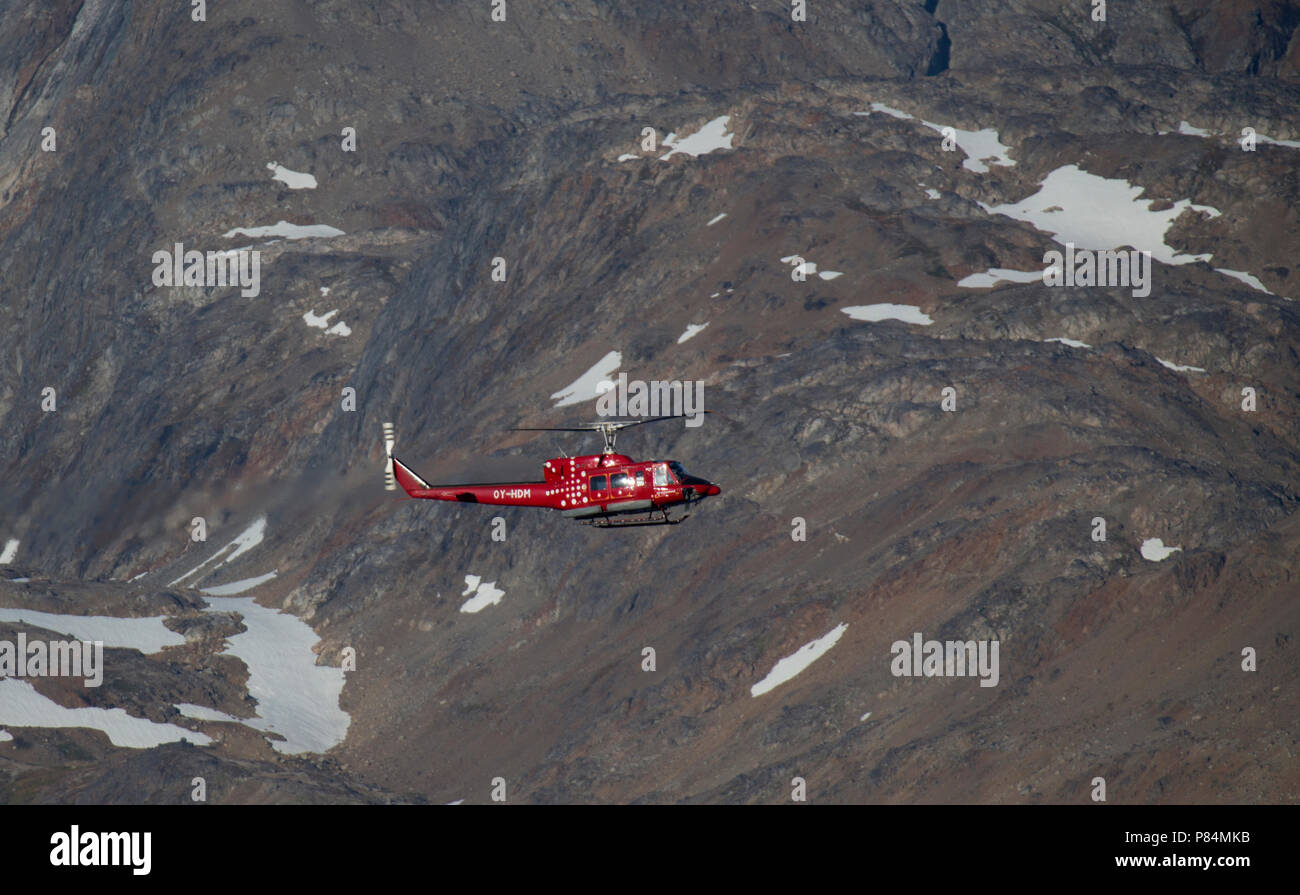 Luft Grönland Hubschrauber fliegen Aus Kulusuk im Osten Grönlands zu Tasiilaq Stockfoto