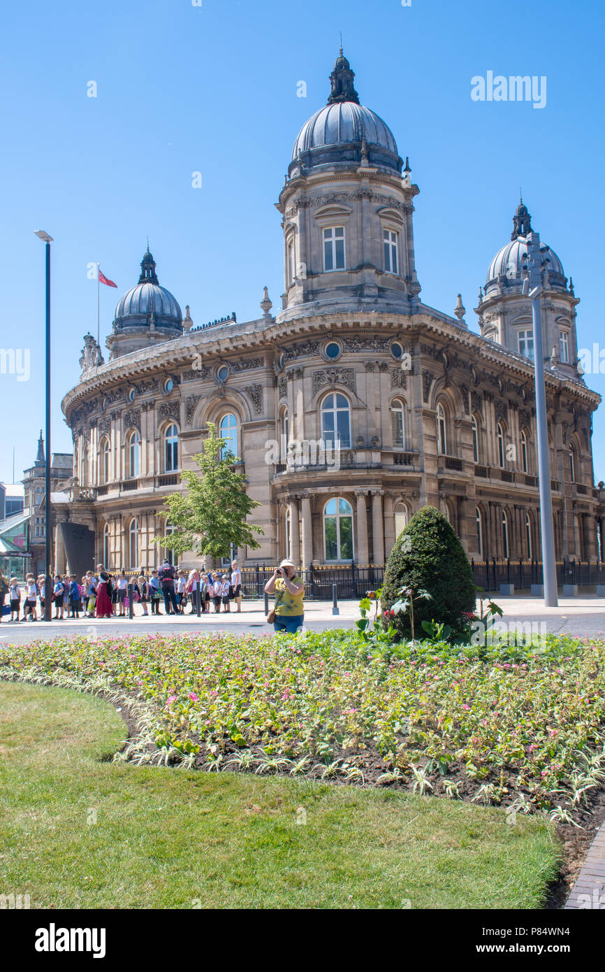 Hull in England - 27. Juni 2018: Hull Dock-Büros in Park Stockfoto