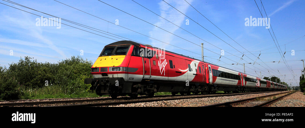 Virgin Trains 82 230, East Coast Main Line Railway, Peterborough, Cambridgeshire, England, Großbritannien Stockfoto
