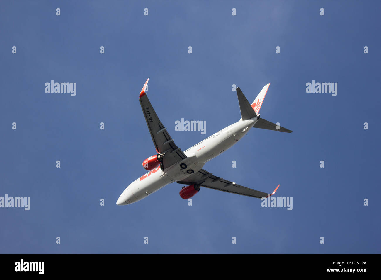 Chiangmai, Thailand - 6. Juli 2018: HS-LUU Boeing 737-800 der Thai Lion Air Airline. Von Chiangmai Flughafen in Bangkok. Stockfoto