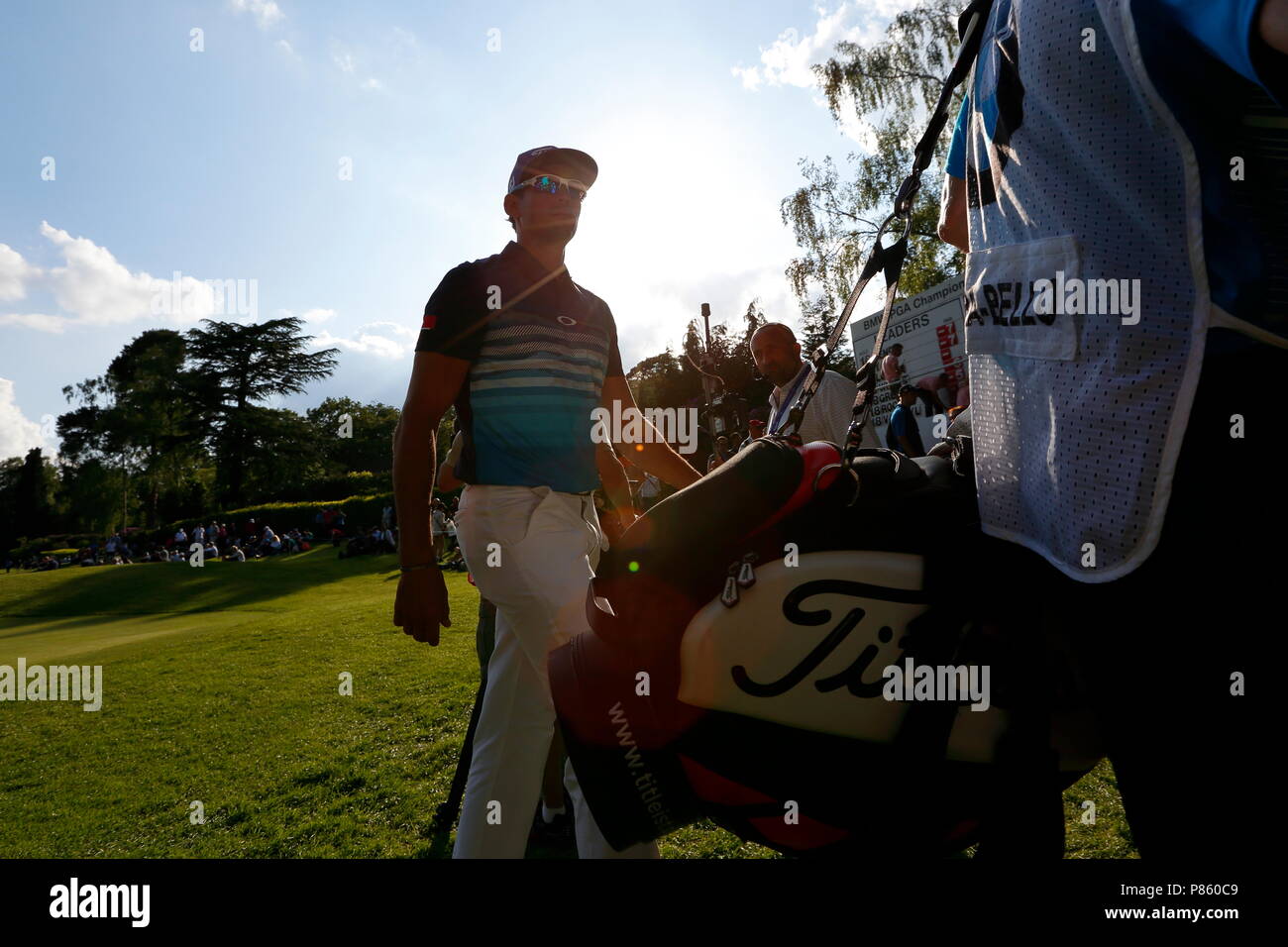 Rafael Cabrera Bello Verlassen des 17. Grün während des Tages eine der BMW PGA Championship in Wentworth am 26. Mai in Virginia Water, England 2016 - - - Foto von Paul Cunningham Stockfoto