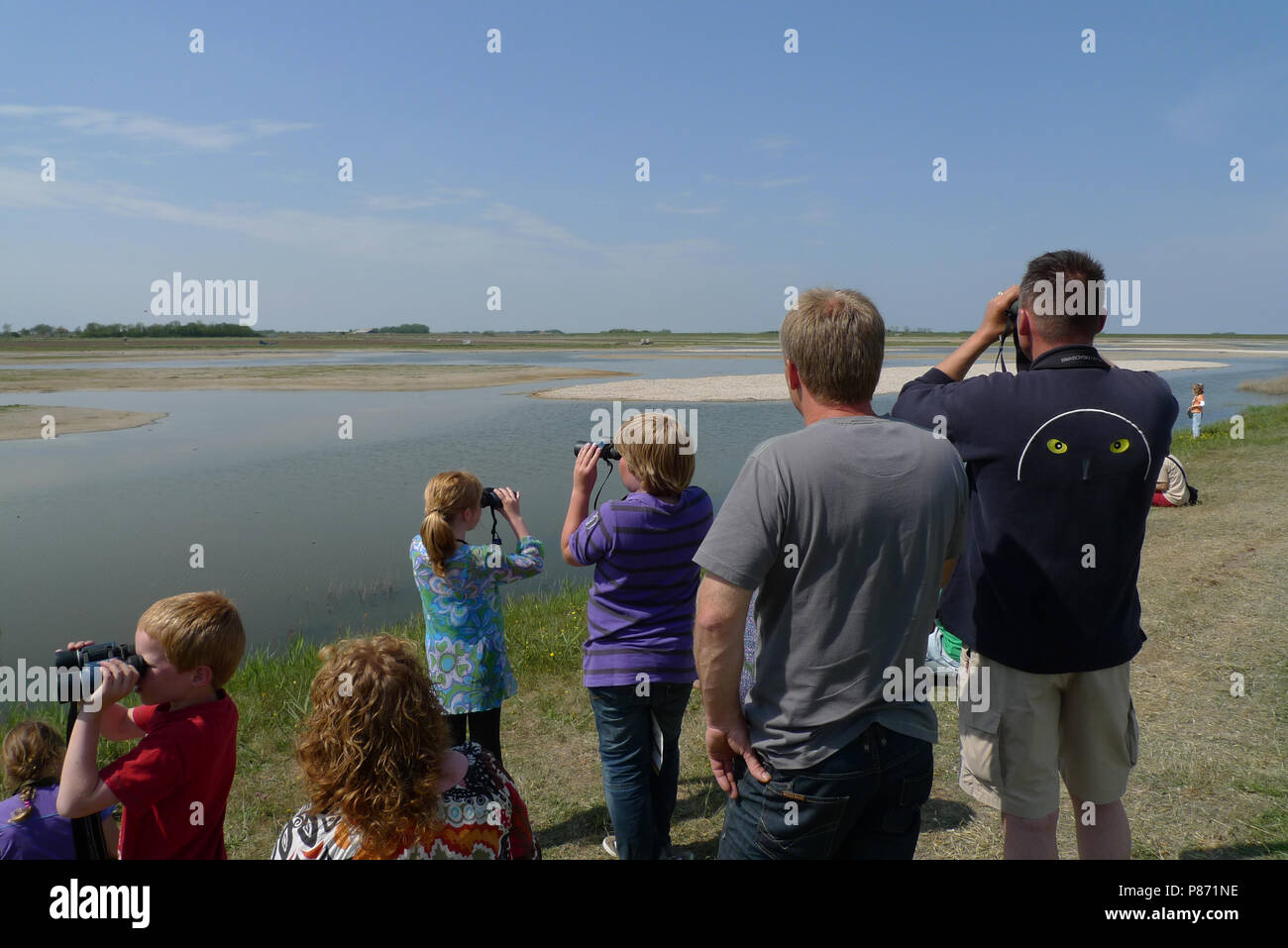 Vogelaars op Texel; Vogelbeobachter auf Texel Stockfoto