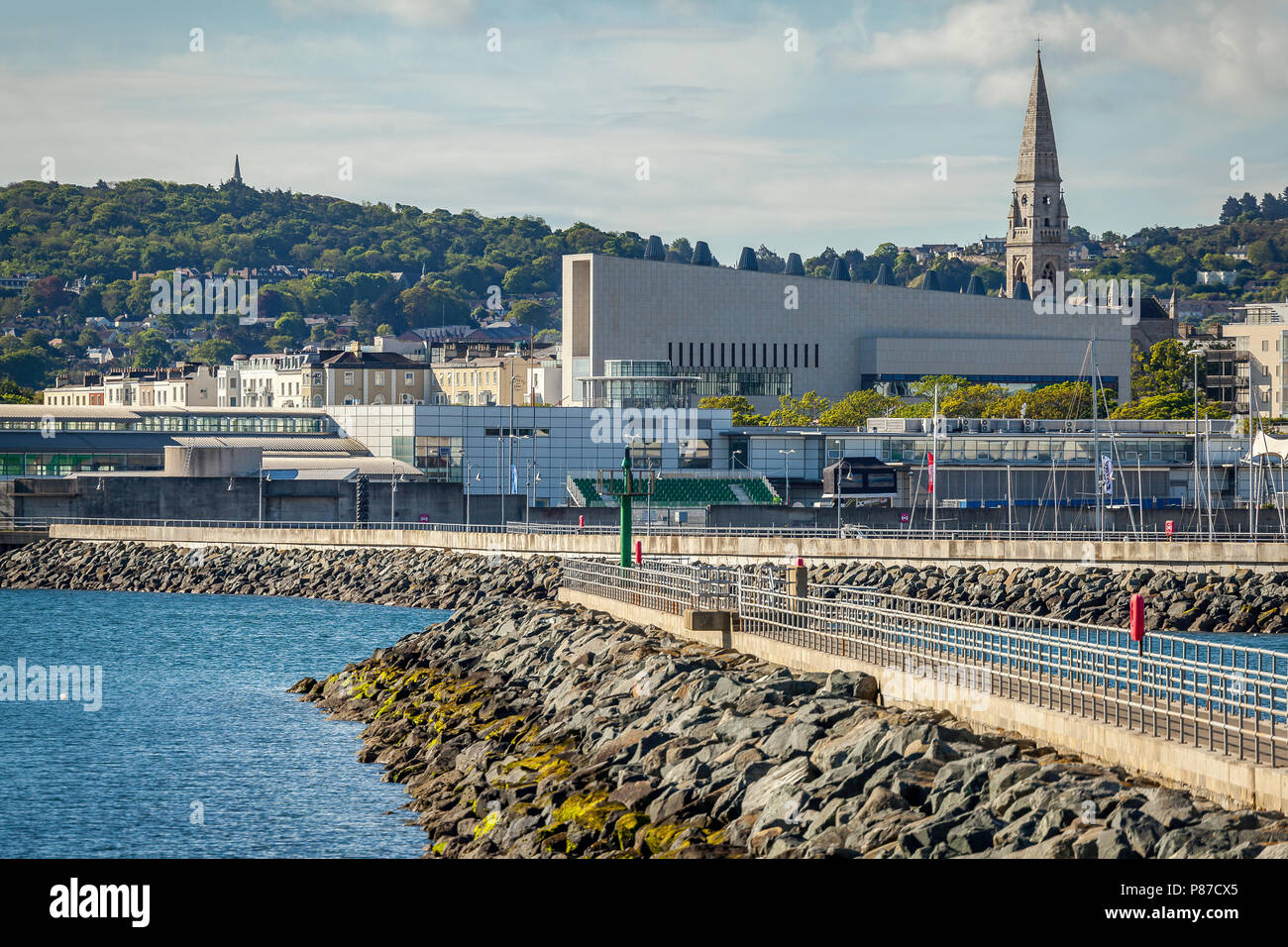 Das Lexikon Bibliothek Hafen von Dun Laoghaire, Dublin, Irland Stockfoto
