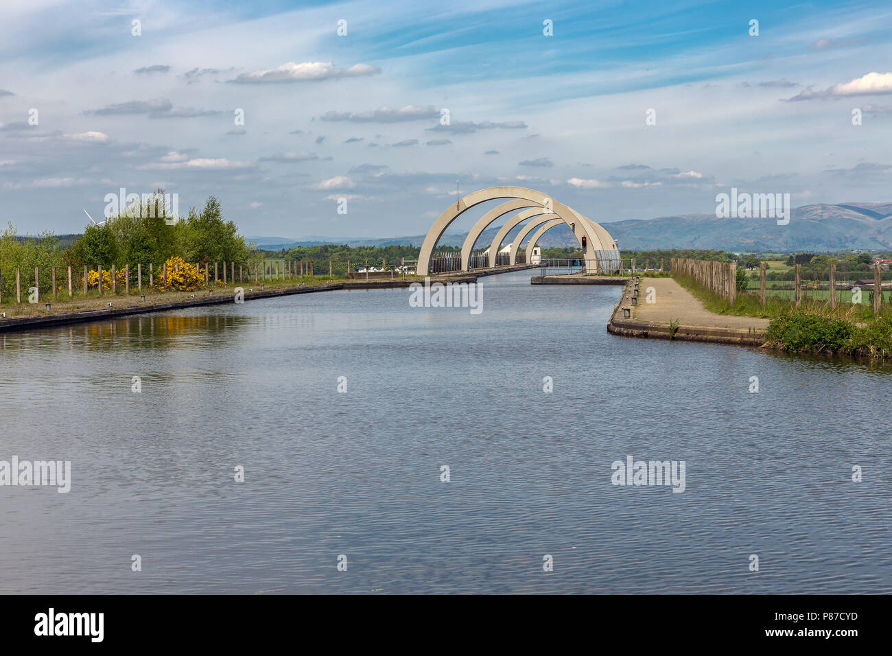 Kanal zum Falkirk Wheel, rotierende Schiffshebewerk in Schottland, Stockfoto